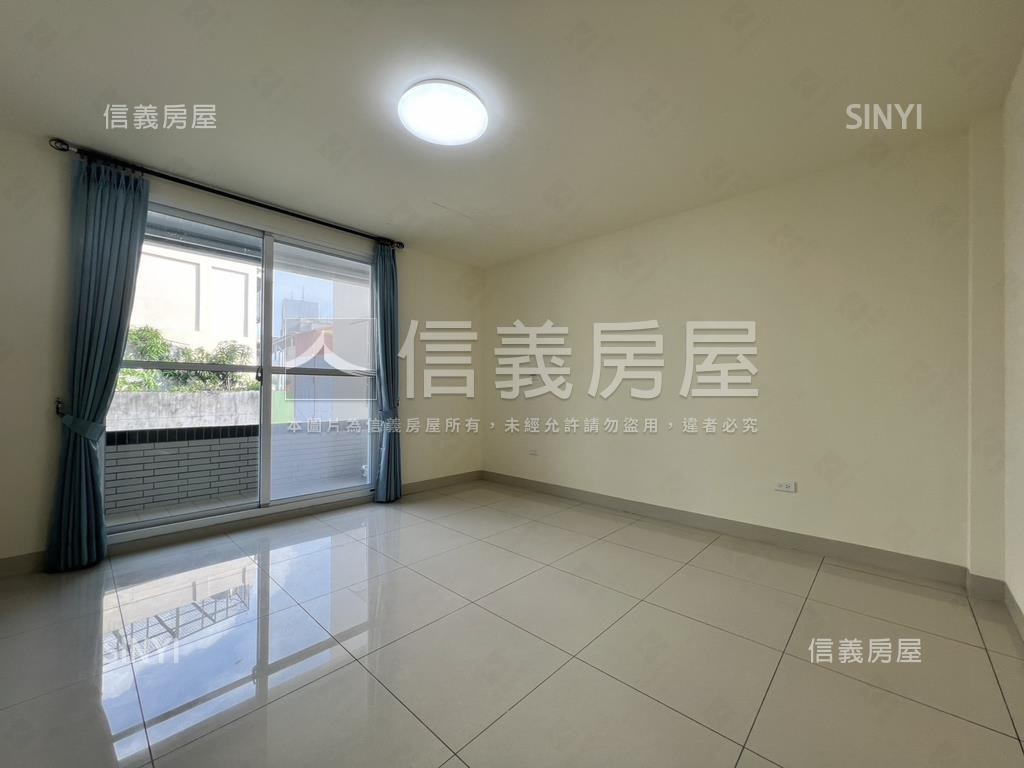 鳳山國中精美成家透天房屋室內格局與周邊環境