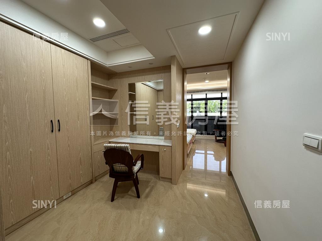 文山華鳳電梯金店房屋室內格局與周邊環境