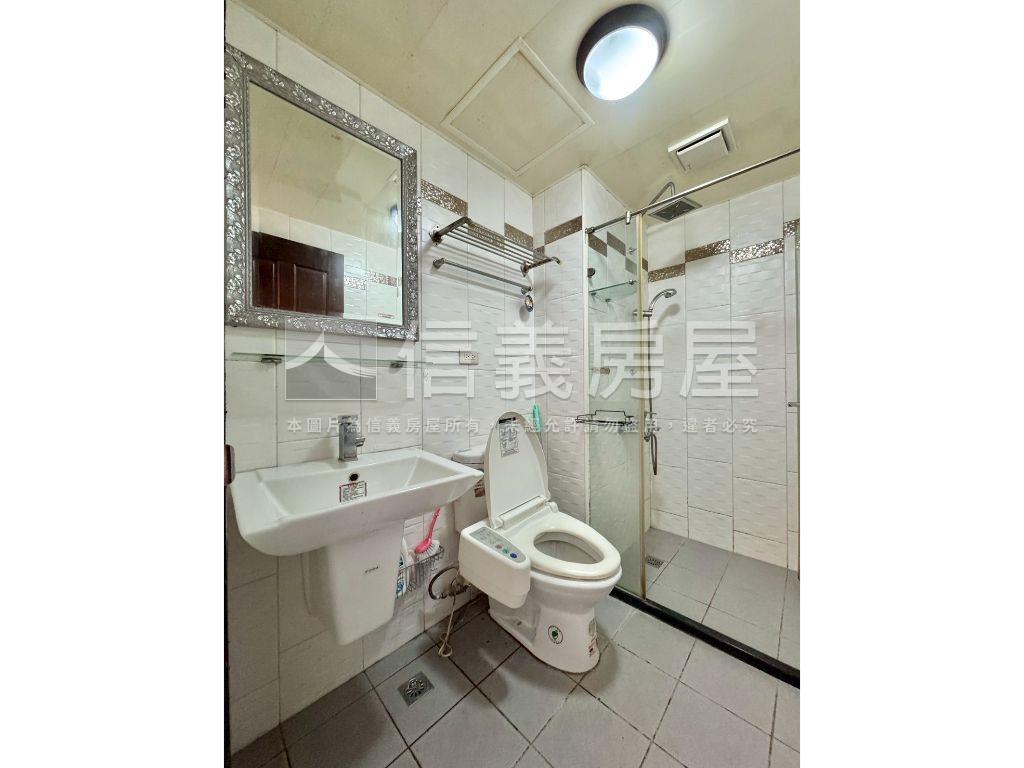 梵谷星空景觀兩房加一室房屋室內格局與周邊環境