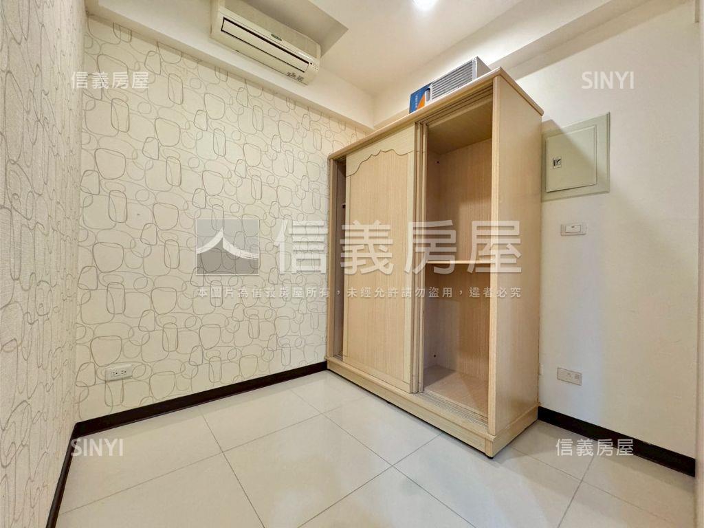 梵谷星空景觀兩房加一室房屋室內格局與周邊環境