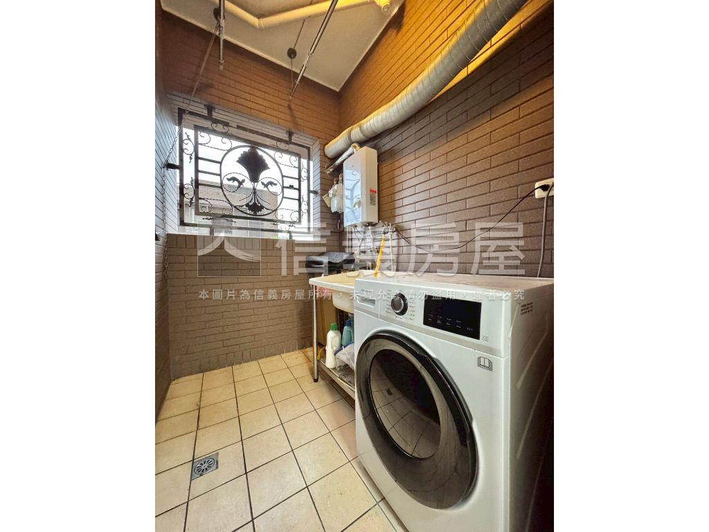 梵谷星空景觀兩房加一室房屋室內格局與周邊環境