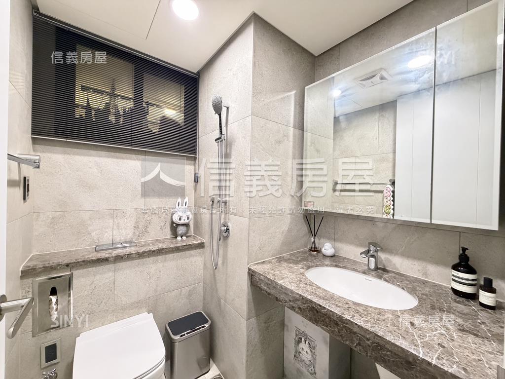 惠宇開朗精緻裝潢兩房車房屋室內格局與周邊環境