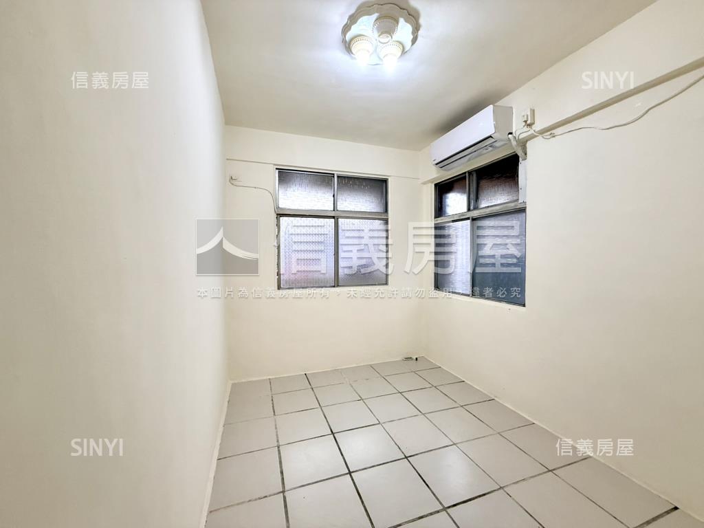 近捷運廣慈站黃金３樓房屋室內格局與周邊環境