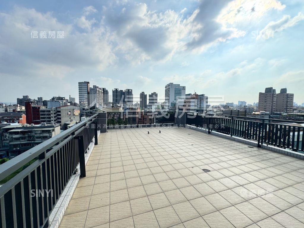３年獨棟電梯裝潢滿租透套房屋室內格局與周邊環境