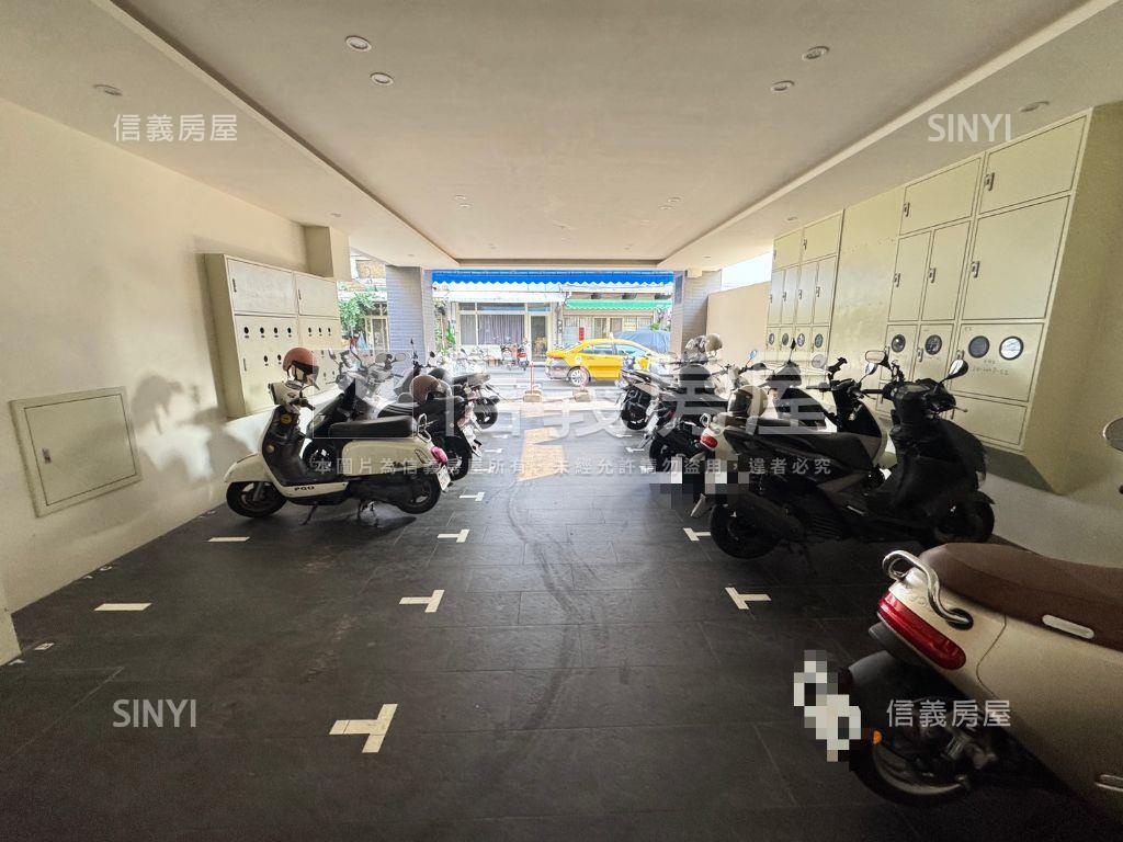 ３年獨棟電梯裝潢滿租透套房屋室內格局與周邊環境