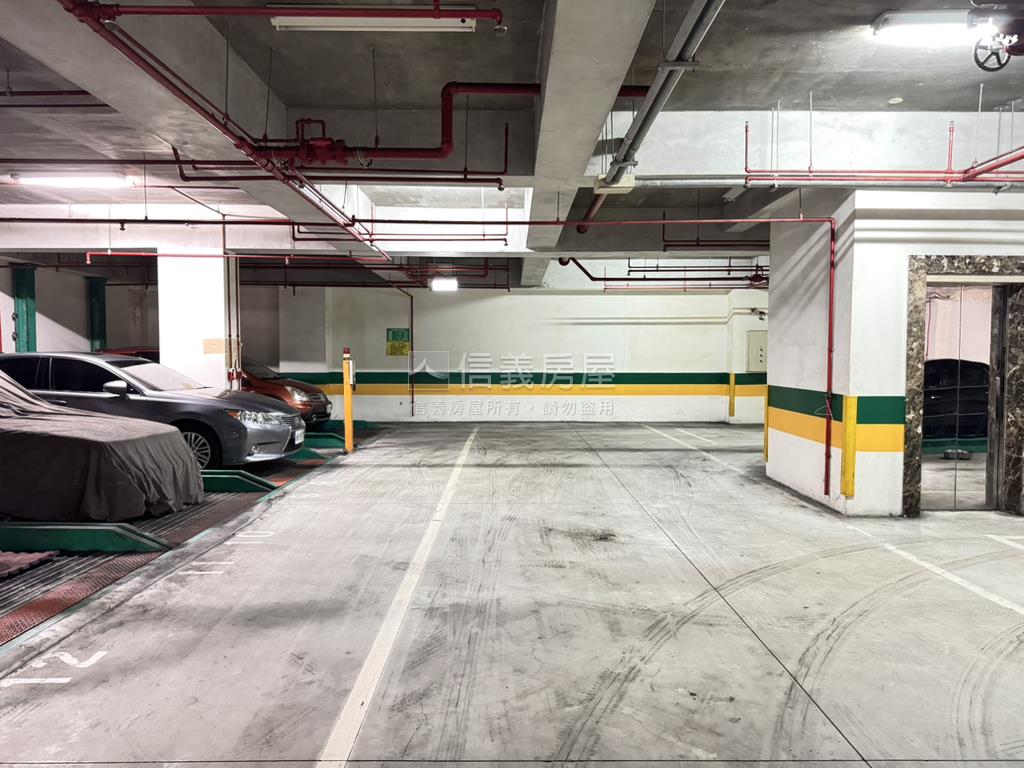 歐峰車位房屋室內格局與周邊環境