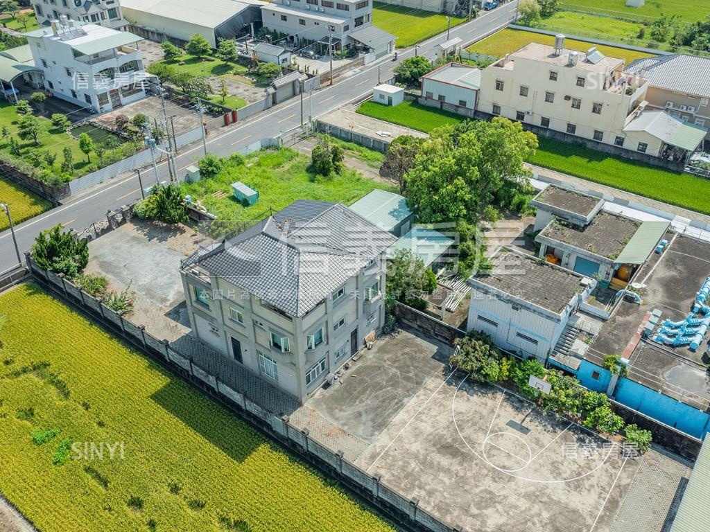 草屯８米活路百坪農舍豪邸房屋室內格局與周邊環境