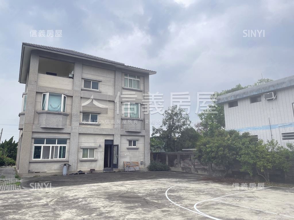 草屯８米活路百坪農舍豪邸房屋室內格局與周邊環境