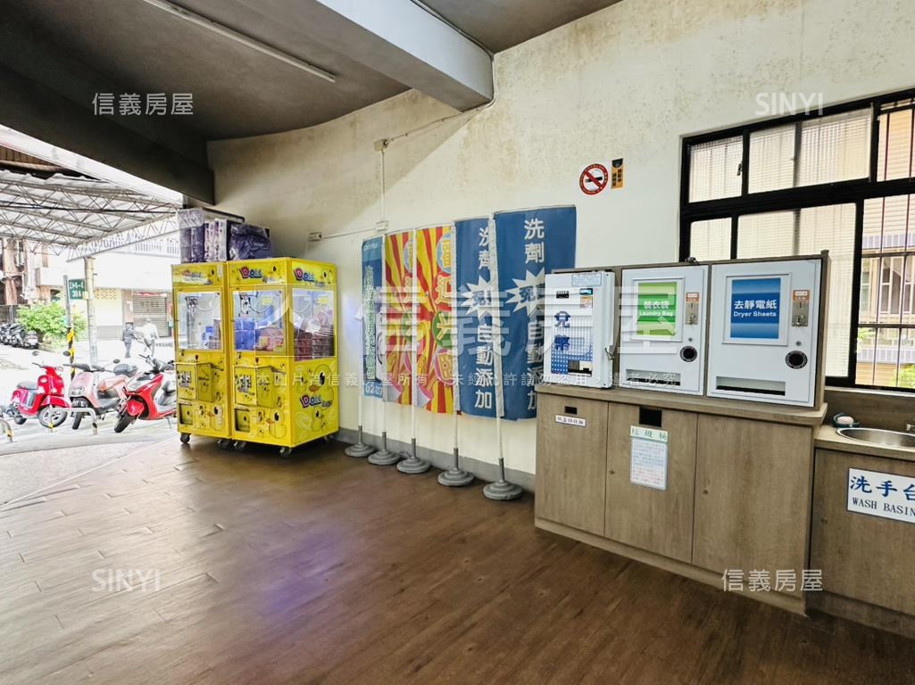 三和路上邊間收租店面房屋室內格局與周邊環境