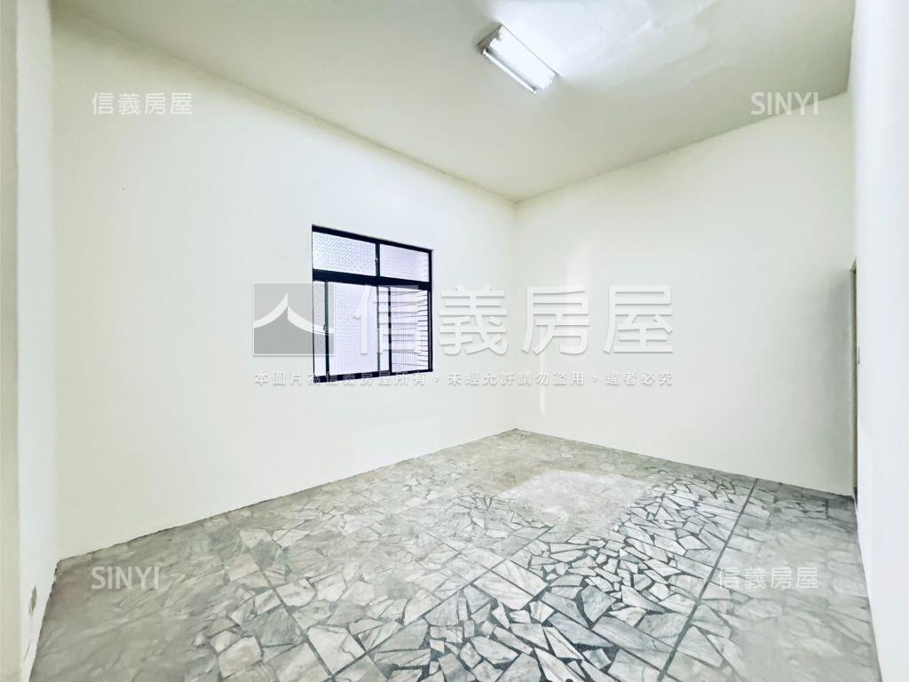 超稀有巨巨面寬優質大空間房屋室內格局與周邊環境
