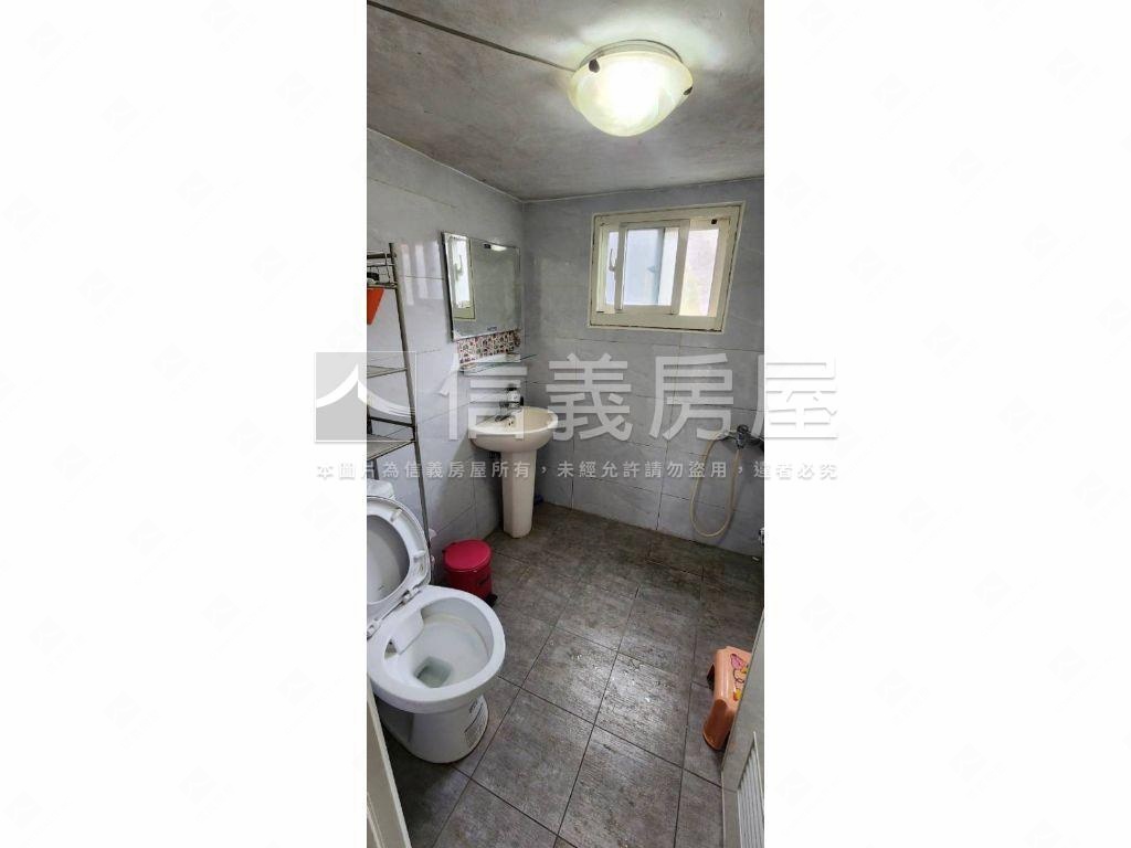 文程使用大空間美寓房屋室內格局與周邊環境