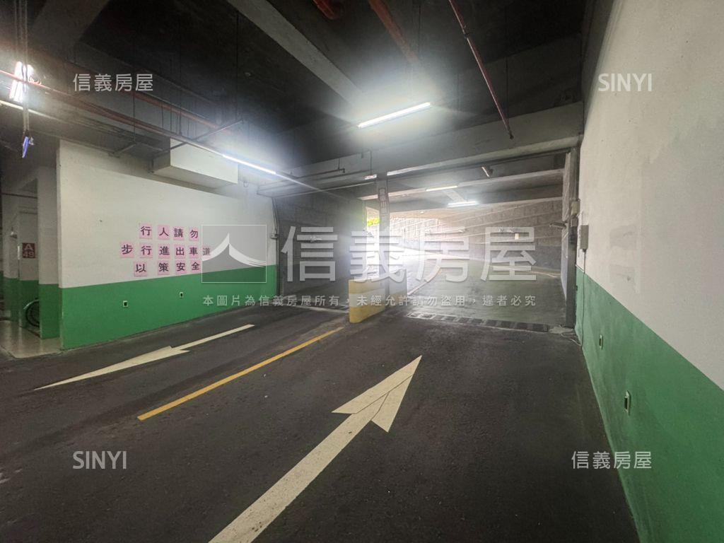 水源麗景稀有電梯兩房房屋室內格局與周邊環境