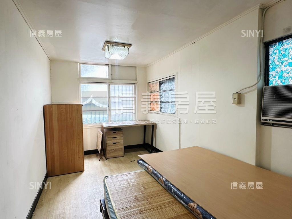 南一社區２樓房屋室內格局與周邊環境