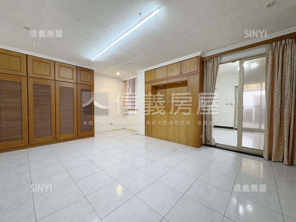 研究苑經典挑高透天房屋室內格局與周邊環境