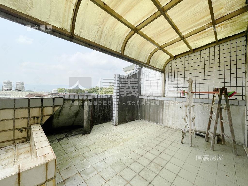 研究苑經典挑高透天房屋室內格局與周邊環境