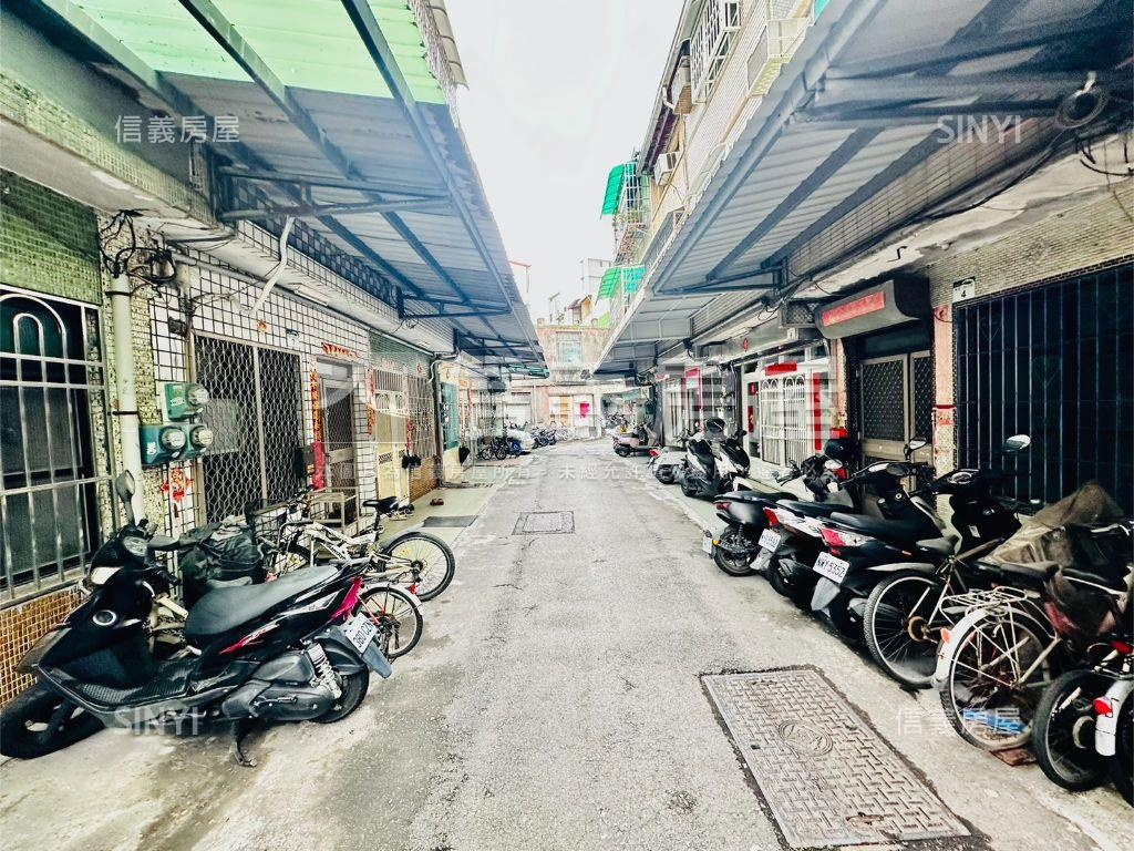 ㊣輕軌站旁方便巷透房屋室內格局與周邊環境