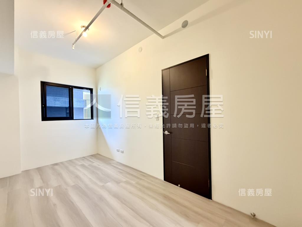 清景麟全新未住兩房兩衛房屋室內格局與周邊環境