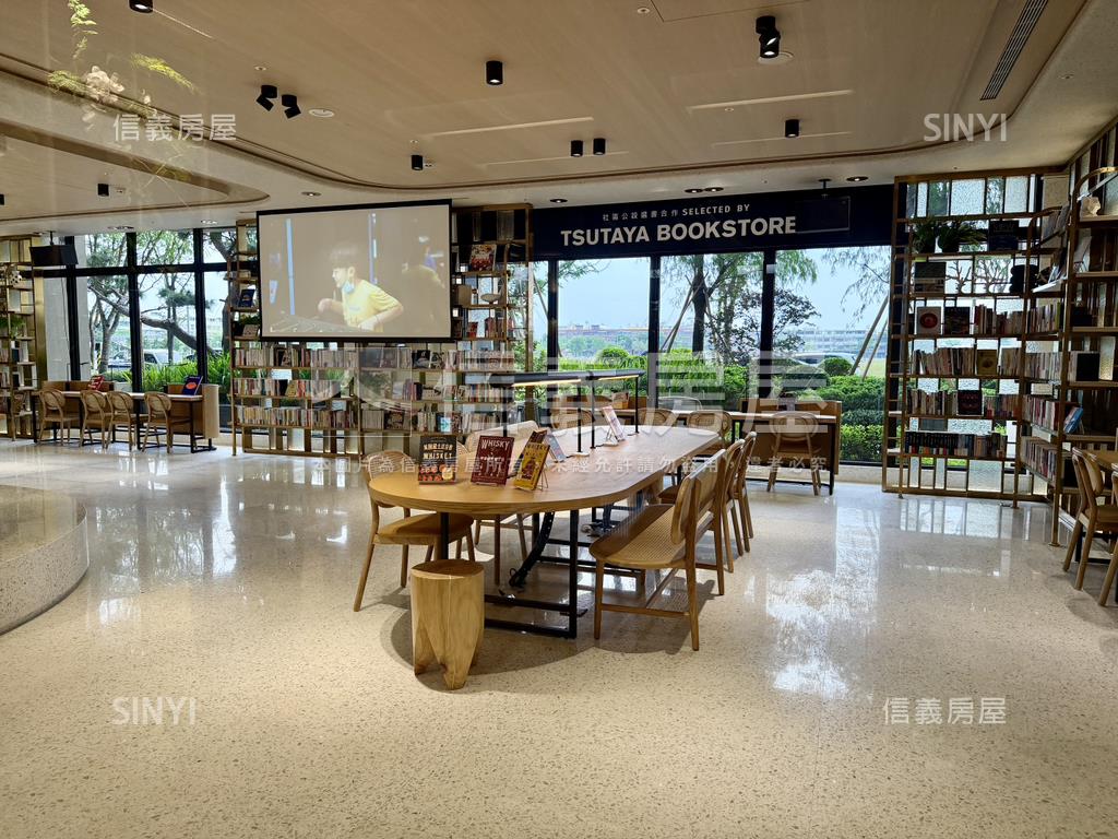 清景麟全新未住兩房兩衛房屋室內格局與周邊環境