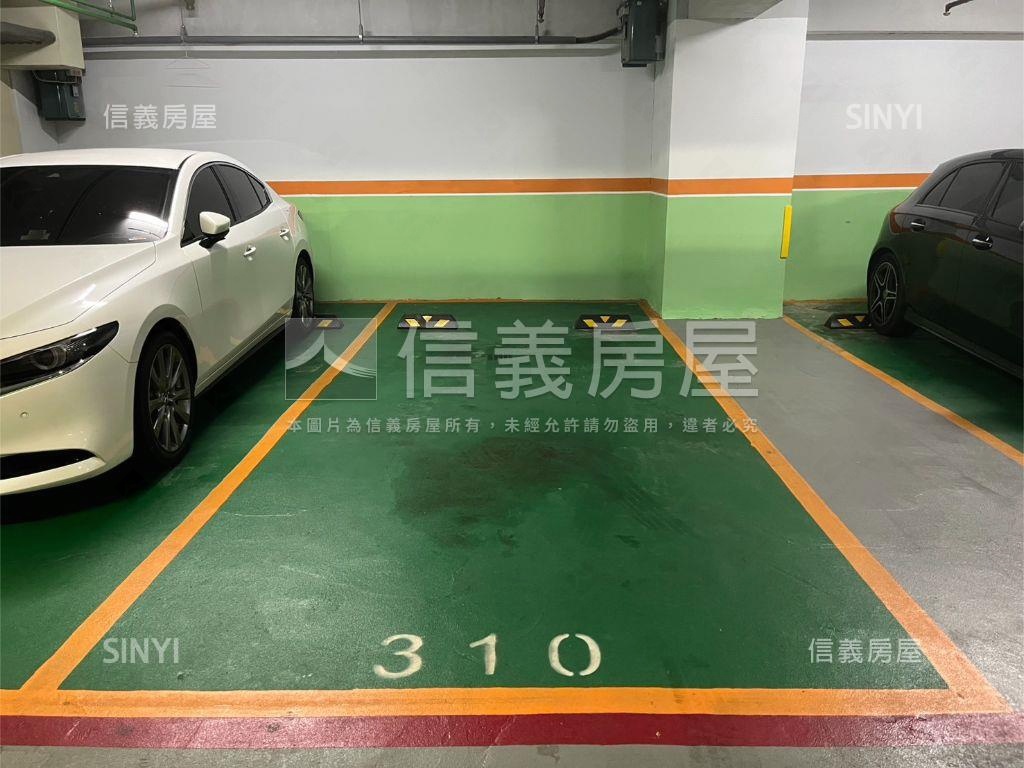 世界Ｗ‧Ａ棟高樓景觀房屋室內格局與周邊環境