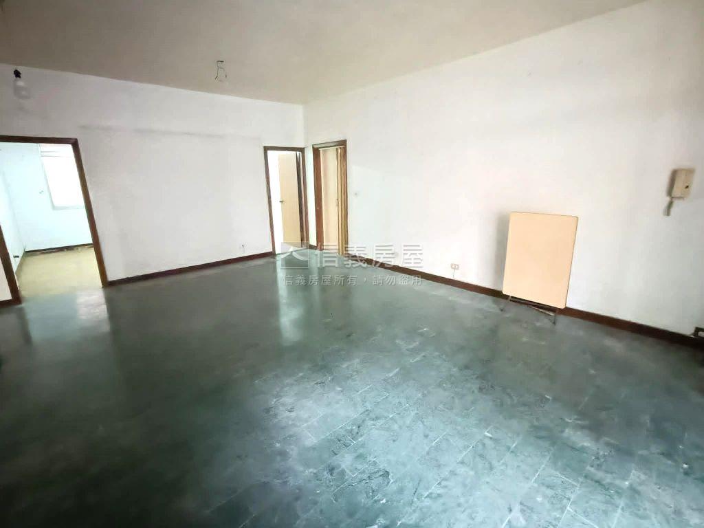 觀光街方正公寓房屋室內格局與周邊環境