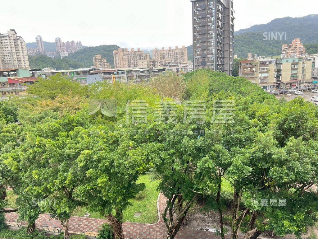 公園第一排視野亮采居房屋室內格局與周邊環境