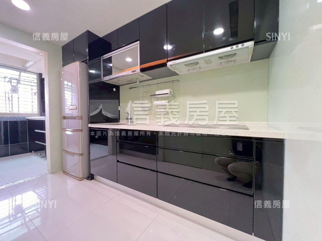 公園第一排視野亮采居房屋室內格局與周邊環境