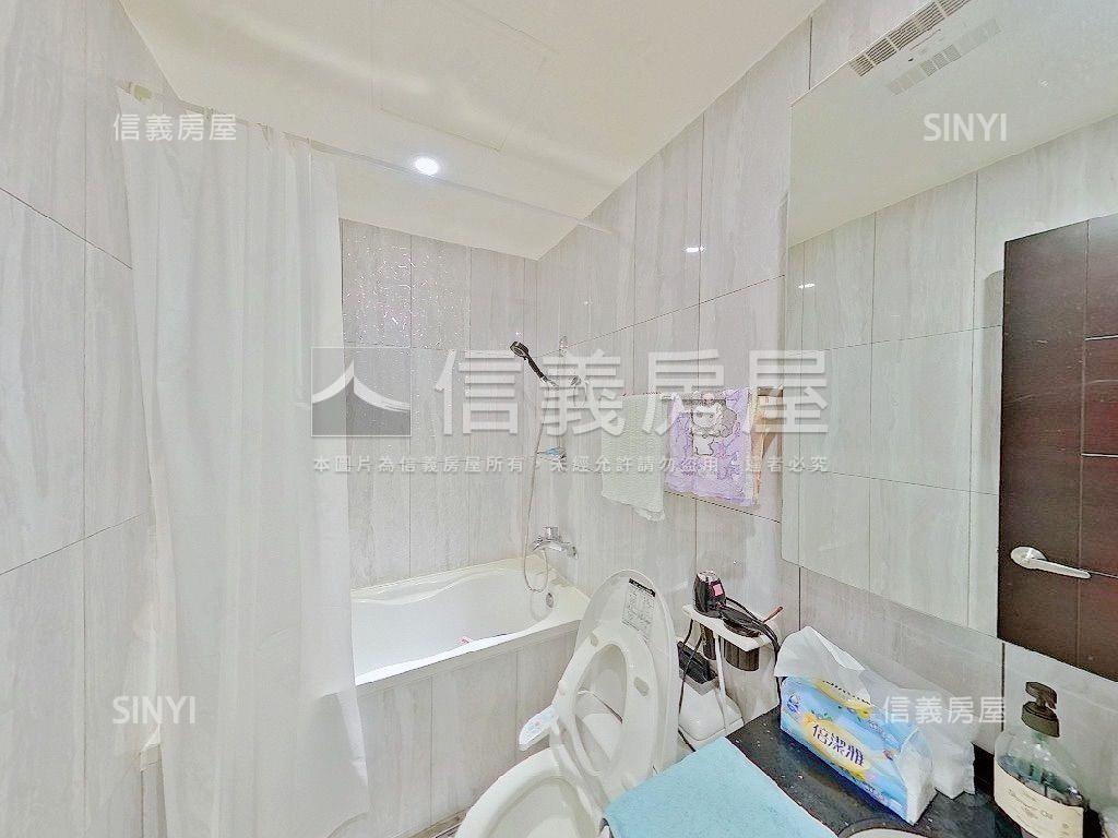 神采飛洋裝潢三房車位房屋室內格局與周邊環境