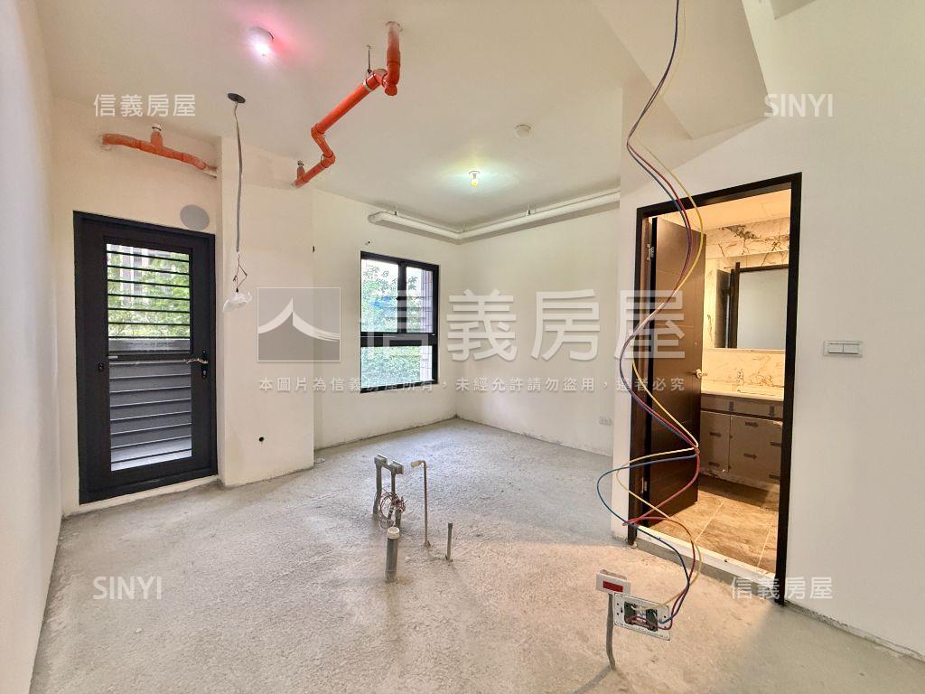 城中大璽優質事務所房屋室內格局與周邊環境