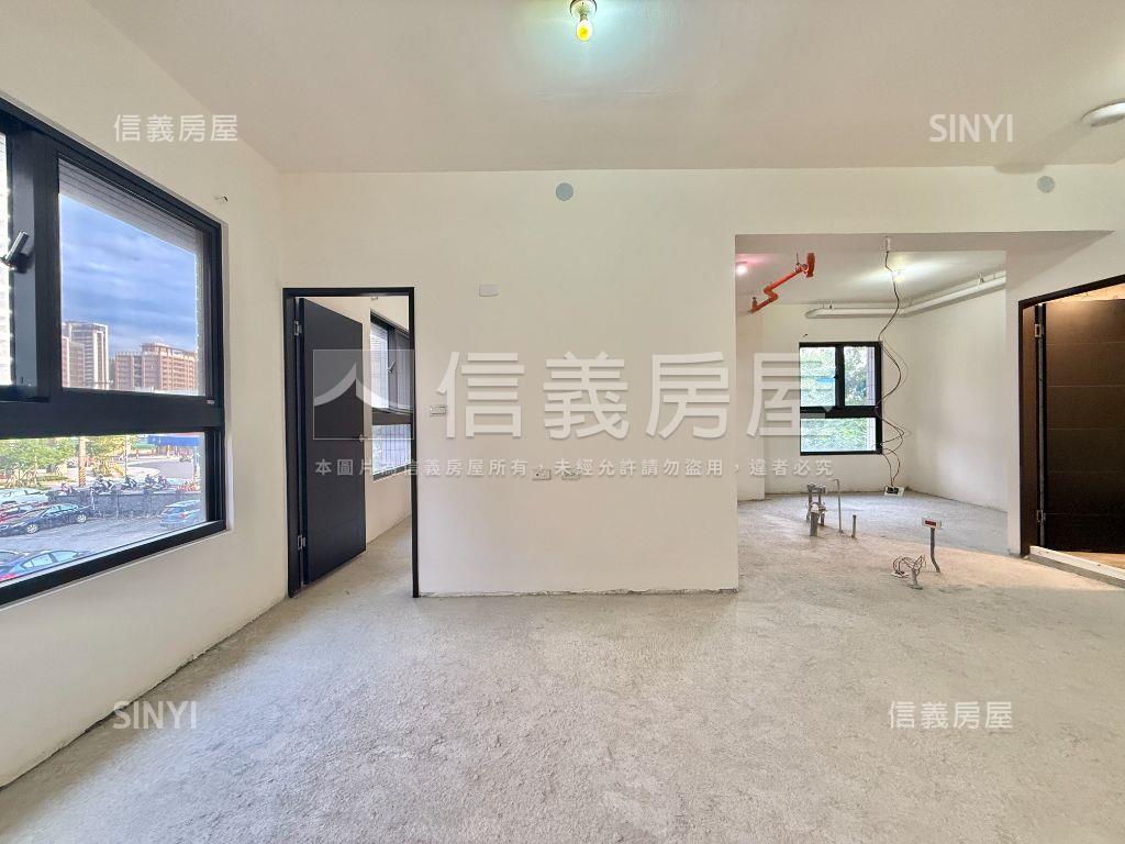 城中大璽優質事務所房屋室內格局與周邊環境