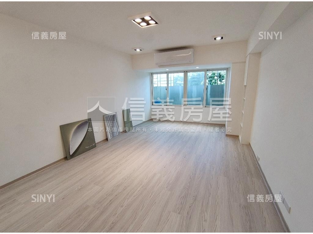 全新裝潢華廈房屋室內格局與周邊環境