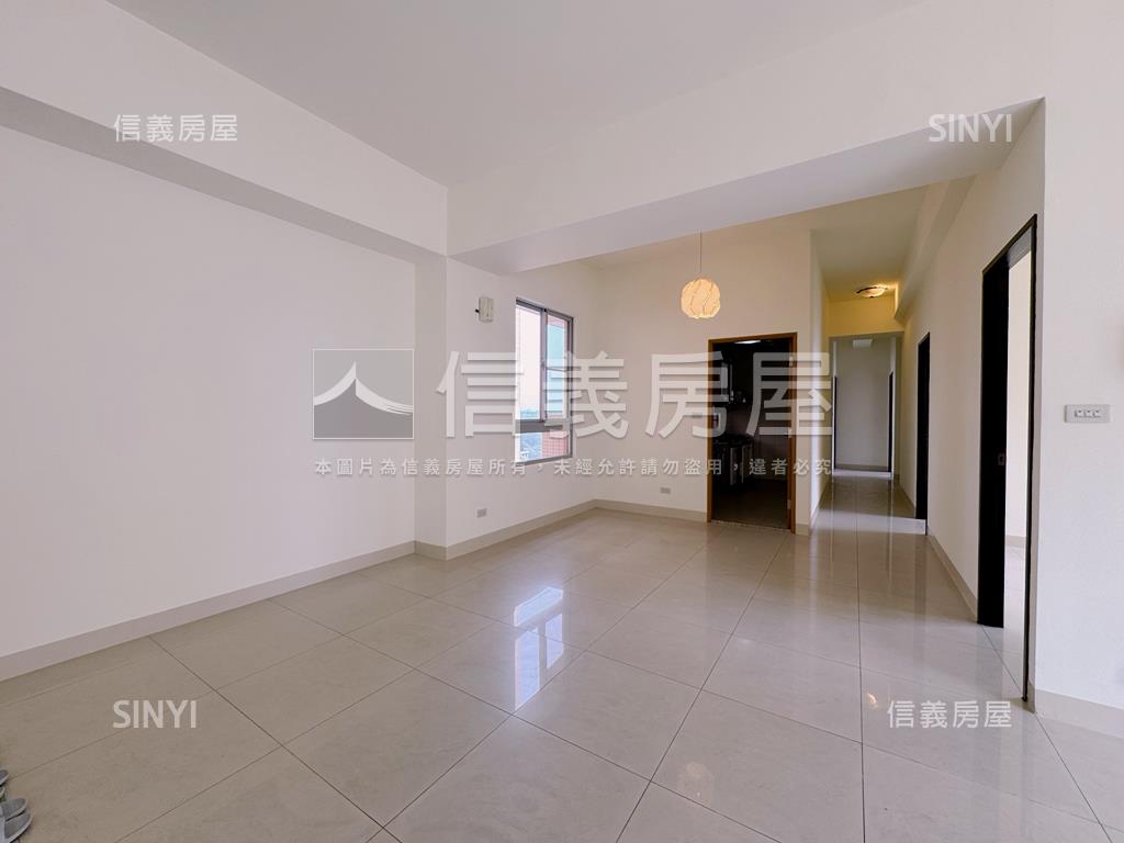 【左營世運】高樓四房平車房屋室內格局與周邊環境