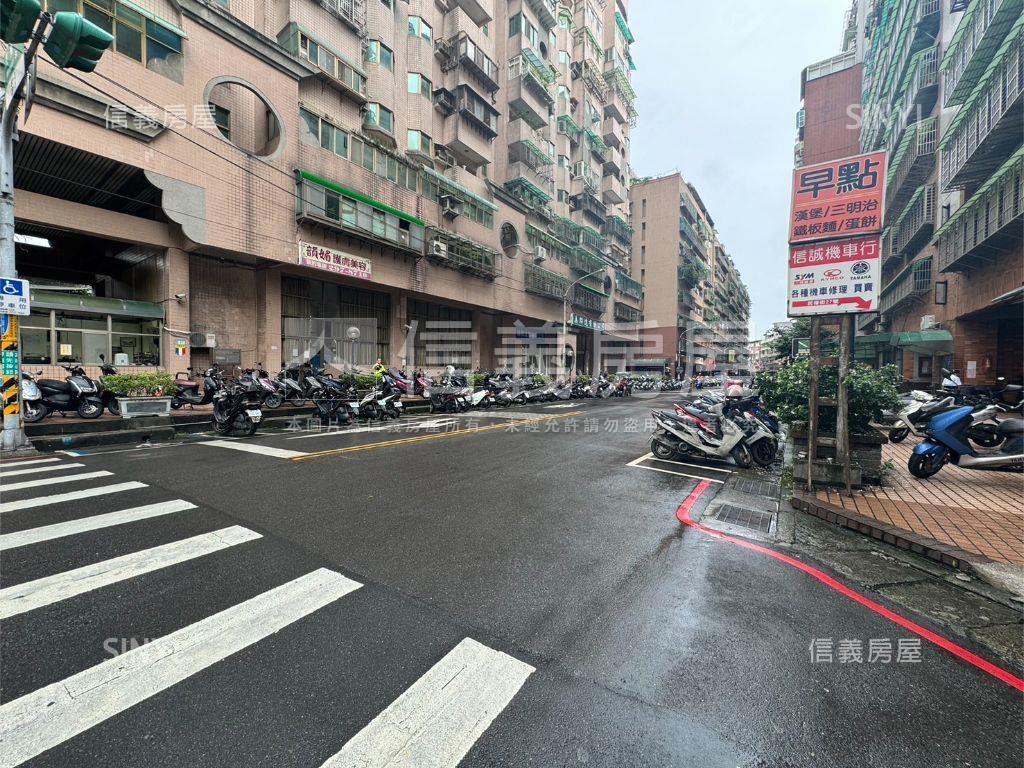 民權黃金三角窗店面房屋室內格局與周邊環境