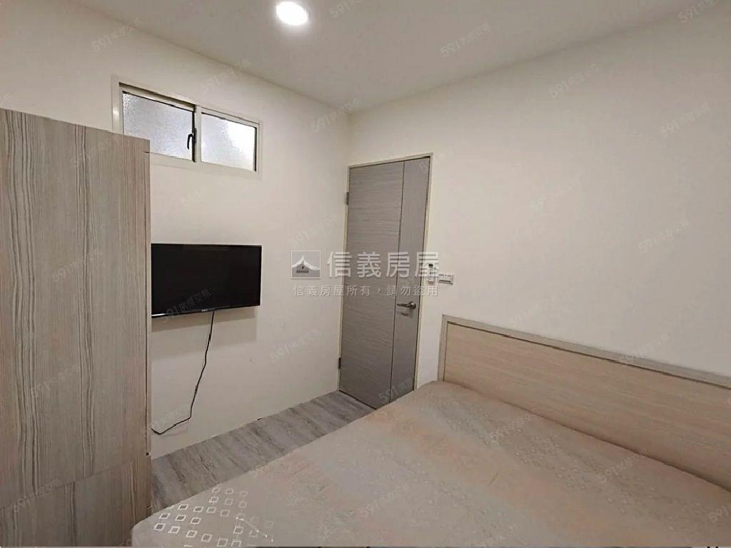 蘆洲監理站二樓有頂加房屋室內格局與周邊環境