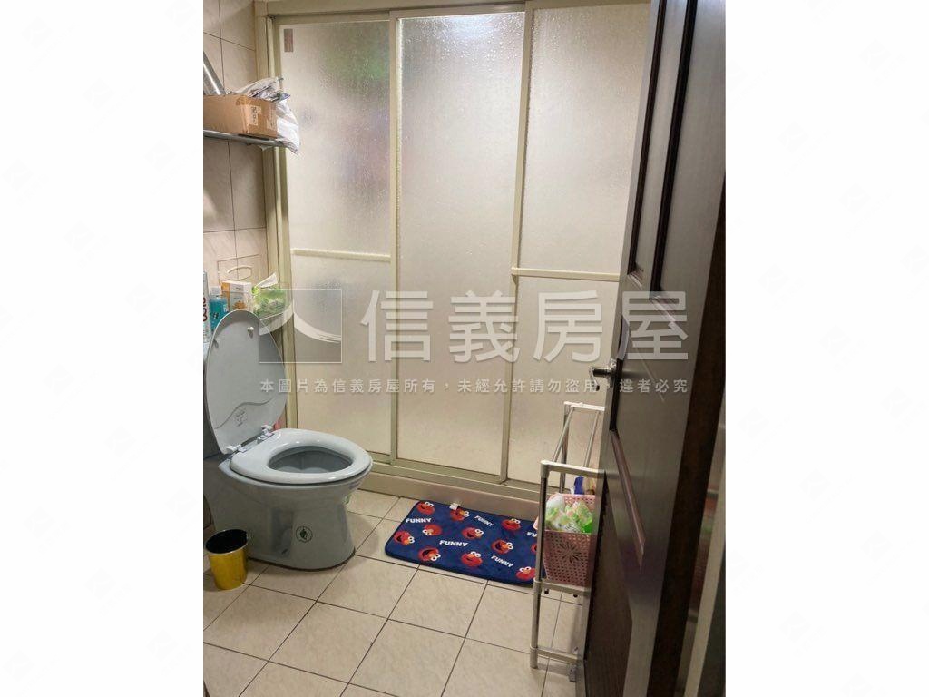 國泰名人後棟三房房屋室內格局與周邊環境