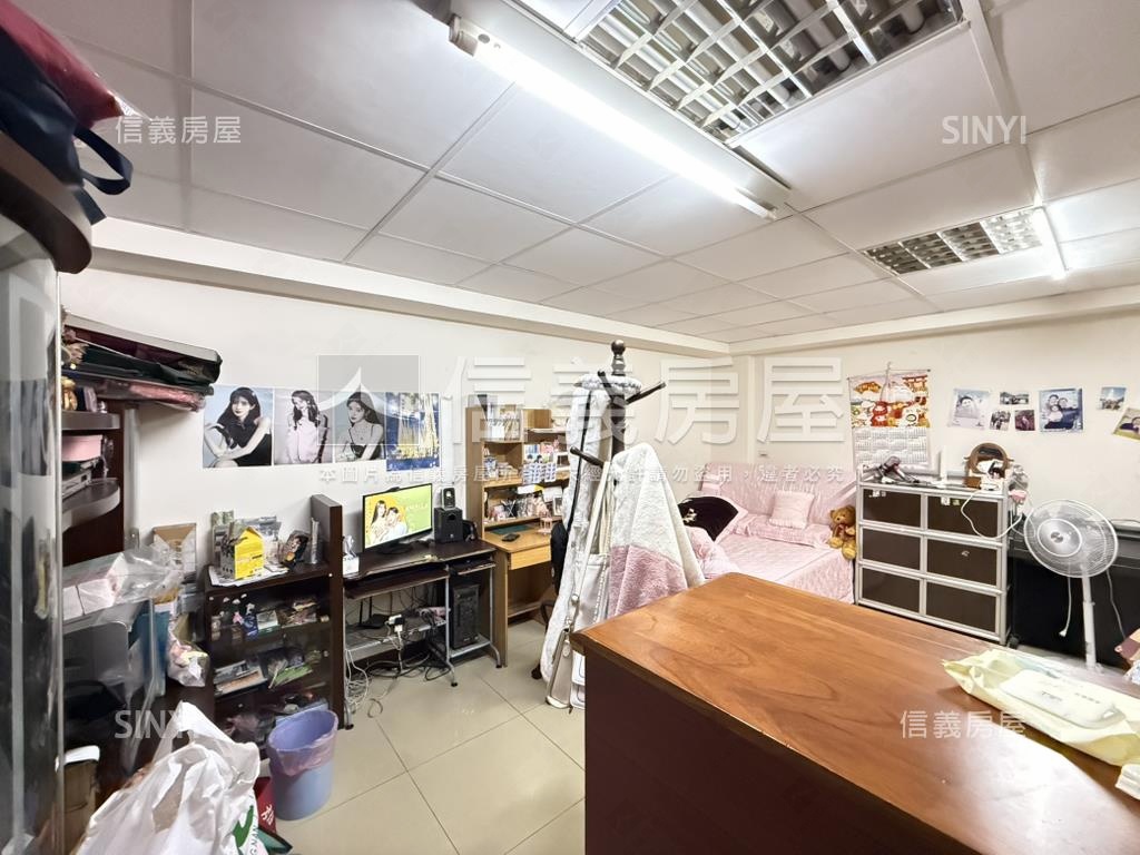 近未來捷運Ｇ２８黃金角店房屋室內格局與周邊環境