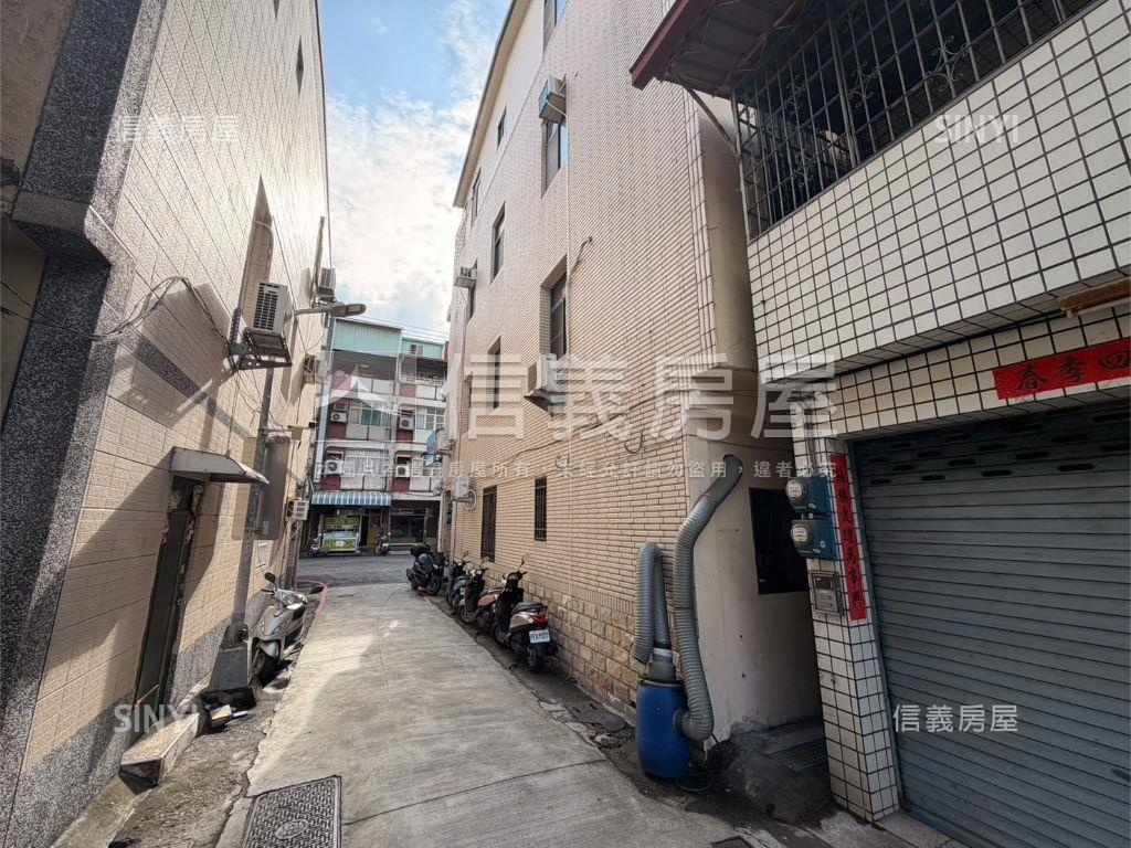 新民路正路店面角窗美透天房屋室內格局與周邊環境