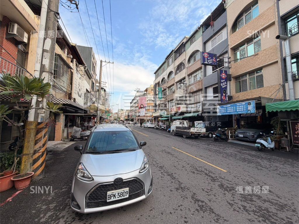 新民路正路店面角窗美透天房屋室內格局與周邊環境