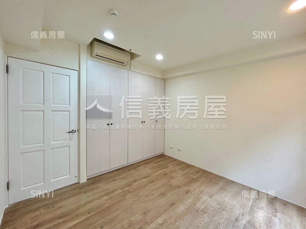 關新北歐高樓四房附雙車位房屋室內格局與周邊環境
