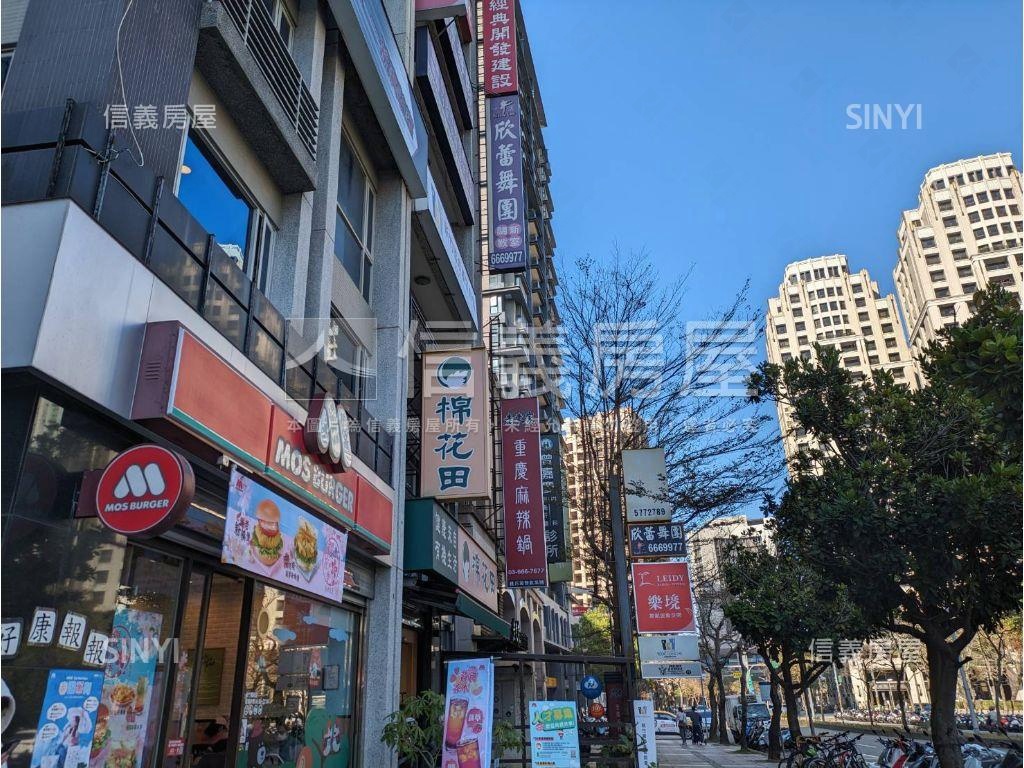 關新北歐高樓四房附雙車位房屋室內格局與周邊環境