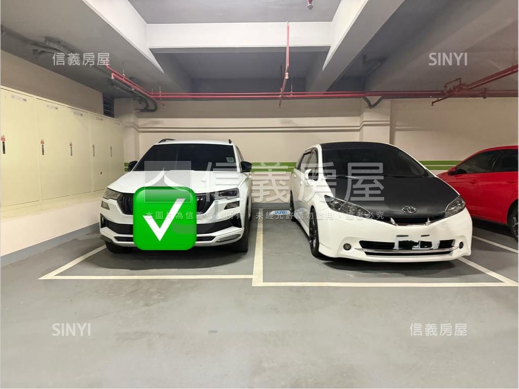 近秋紅谷兩房兩衛Ｂ１平車房屋室內格局與周邊環境