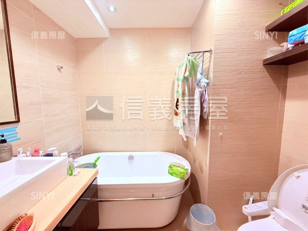 公園景觀★館前豪美★專約房屋室內格局與周邊環境