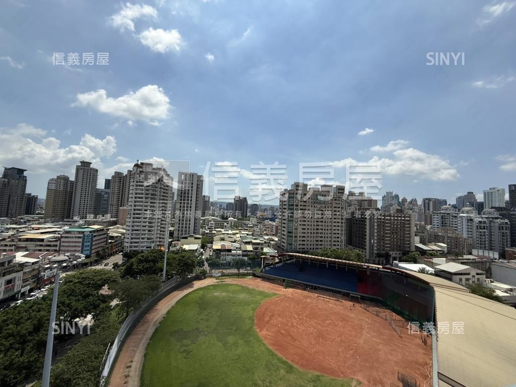 五期名宅面公園單價很划算房屋室內格局與周邊環境