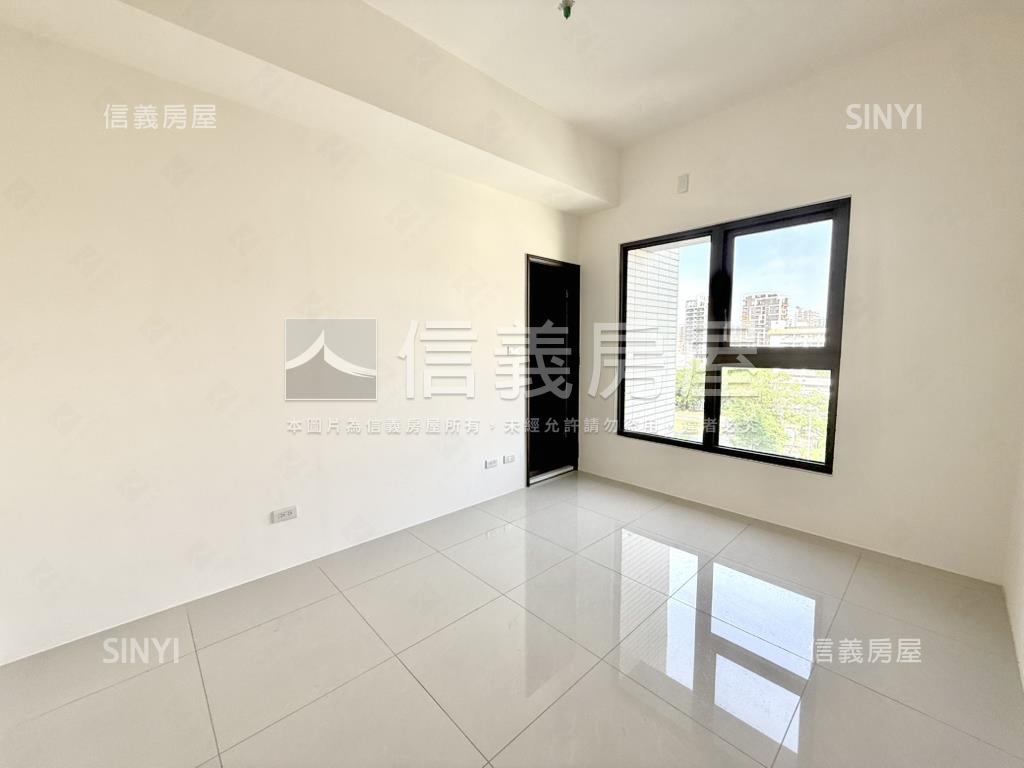 輕軌旁採光好兩房兩衛房屋室內格局與周邊環境
