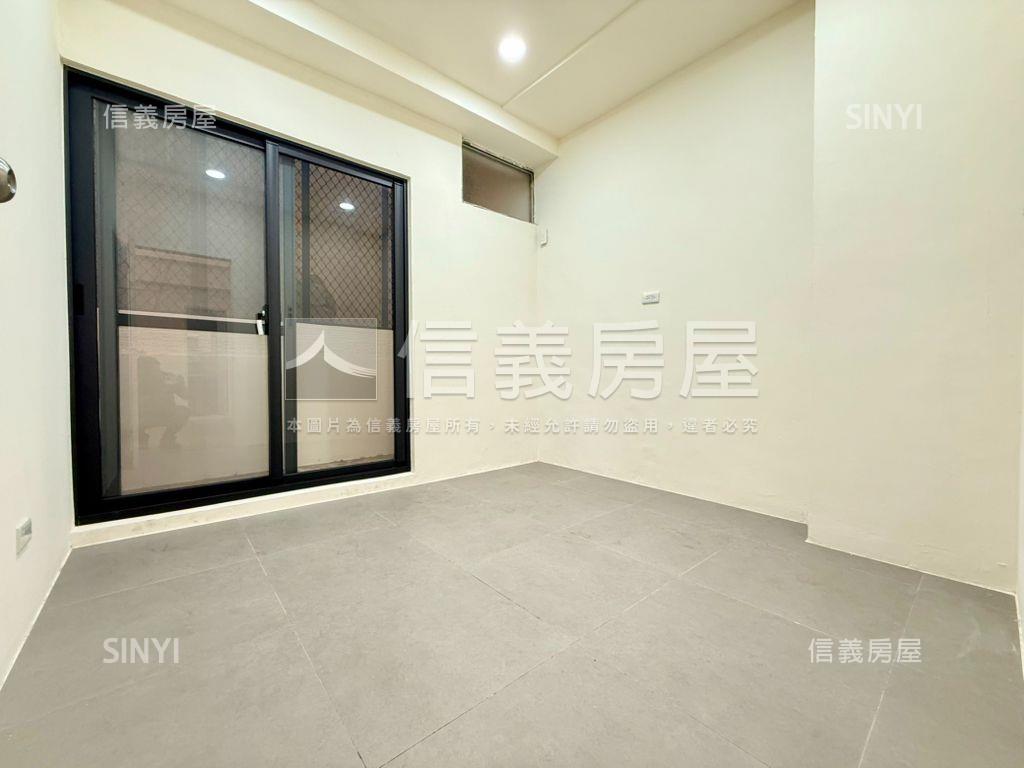 精華商圈全新整理兩房平車房屋室內格局與周邊環境