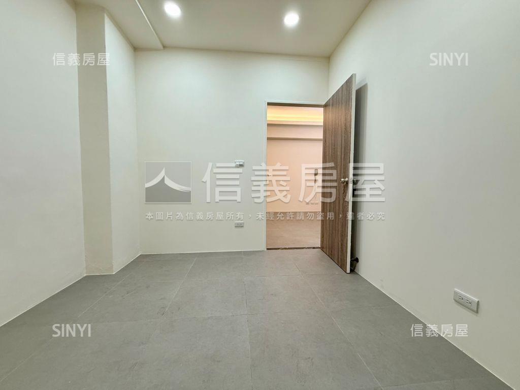 精華商圈全新整理兩房平車房屋室內格局與周邊環境