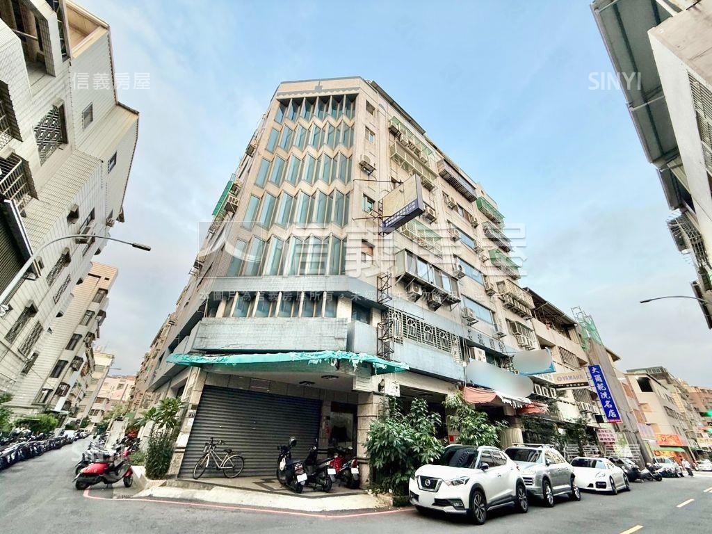北平商圈大面寬店面附車位房屋室內格局與周邊環境