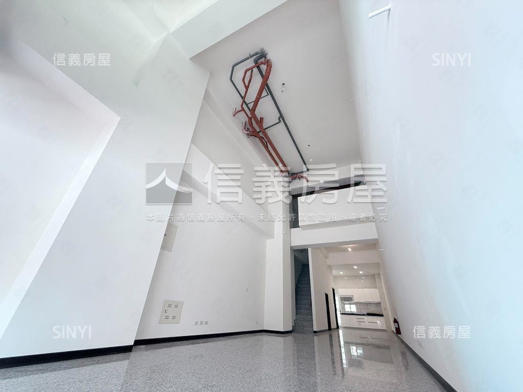 御寶金店面＃挑高大空間房屋室內格局與周邊環境