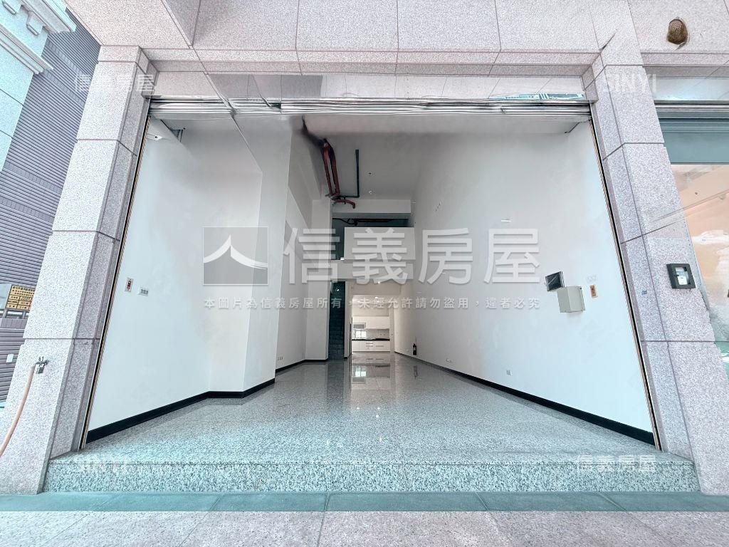御寶金店面＃挑高大空間房屋室內格局與周邊環境