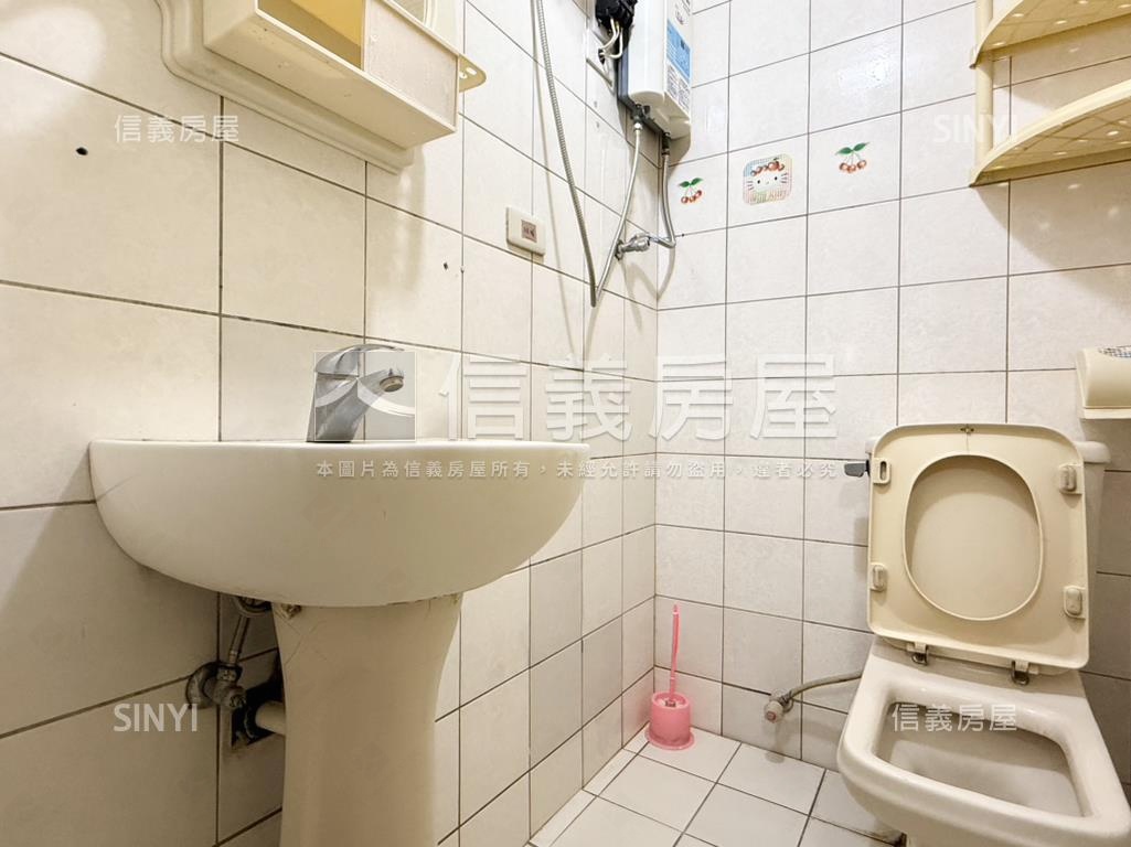 近至善國中美套房房屋室內格局與周邊環境