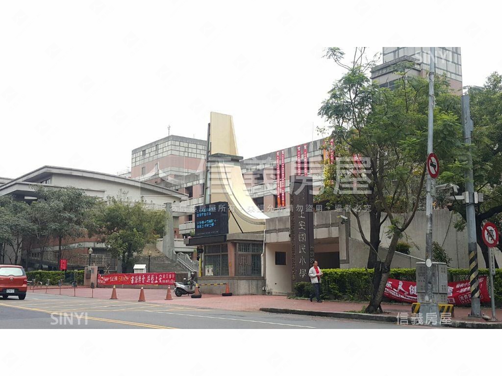 近至善國中美套房房屋室內格局與周邊環境